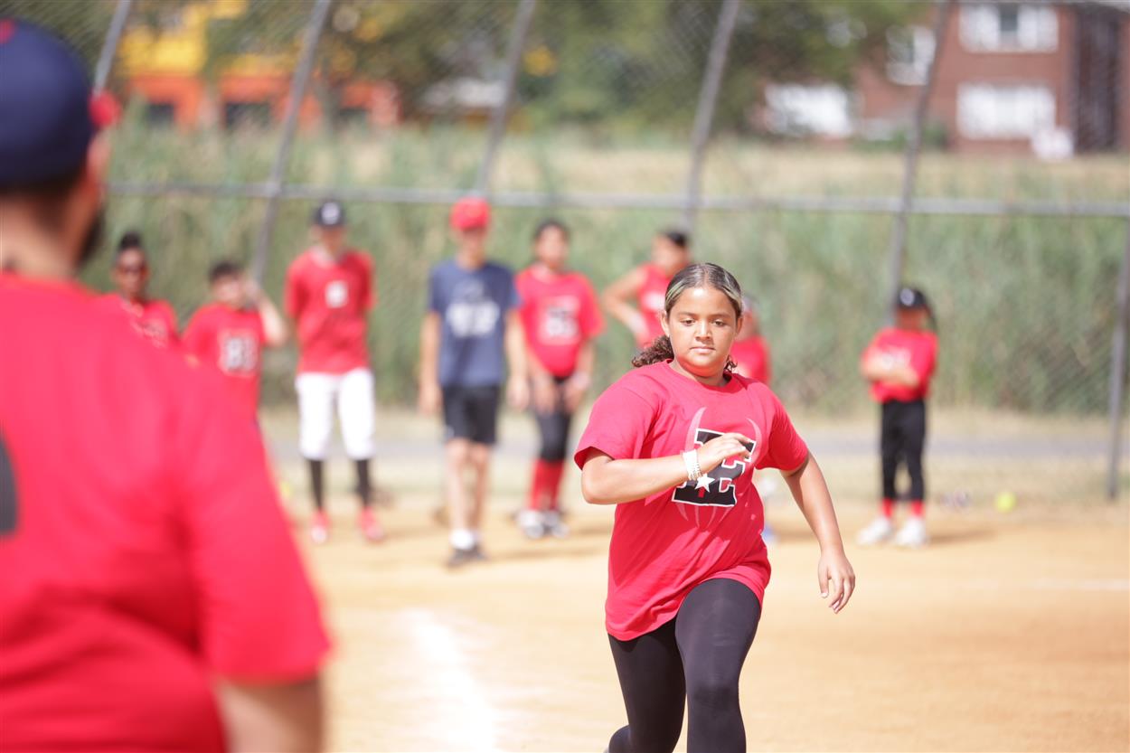 Mayor Visits Summer Programs