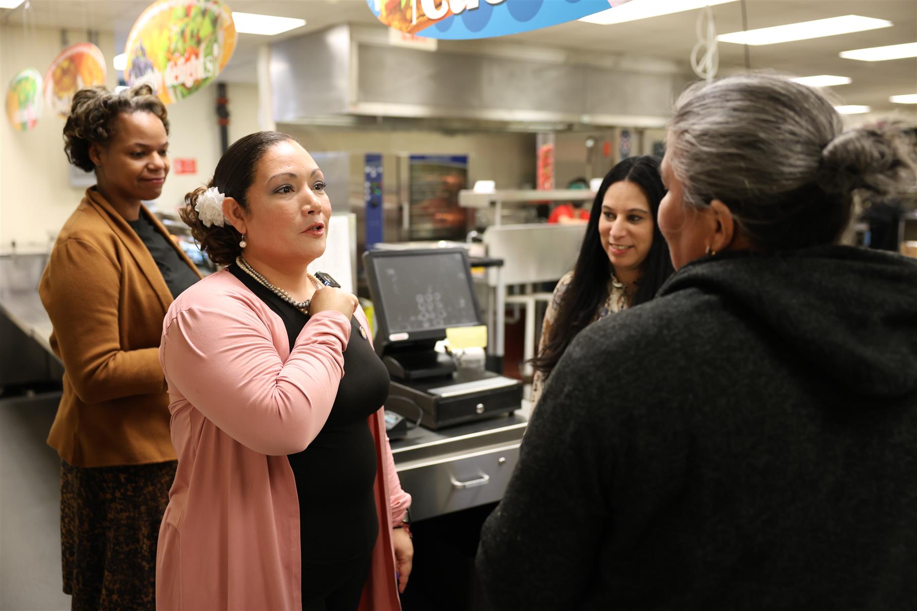 Board President Iliana Chevres Visits School No. 29