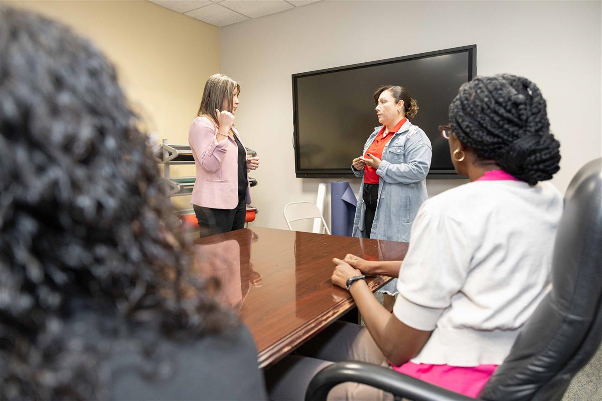 Board of Education President Iliana Chevres Visits Early Childhood Department