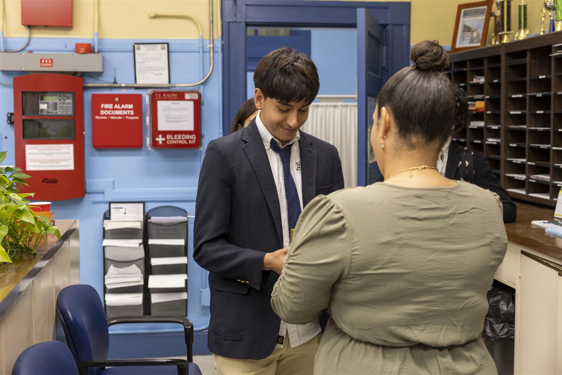 President Chevres’ visit to Hamilton Academy – Main Campus